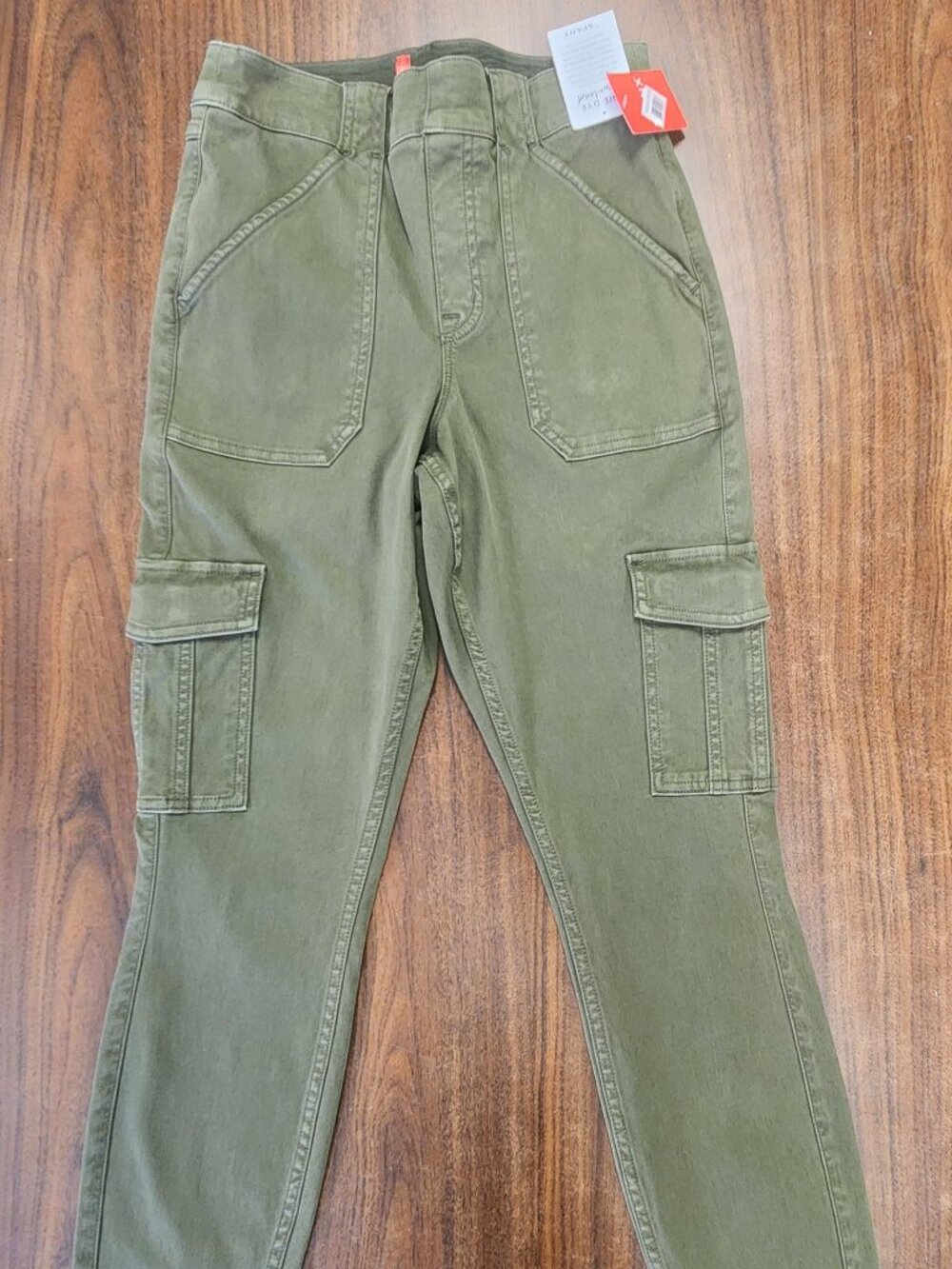 NWT Spanx Stretch Twill Ankle Cargo Pants Olive Green Size:M
